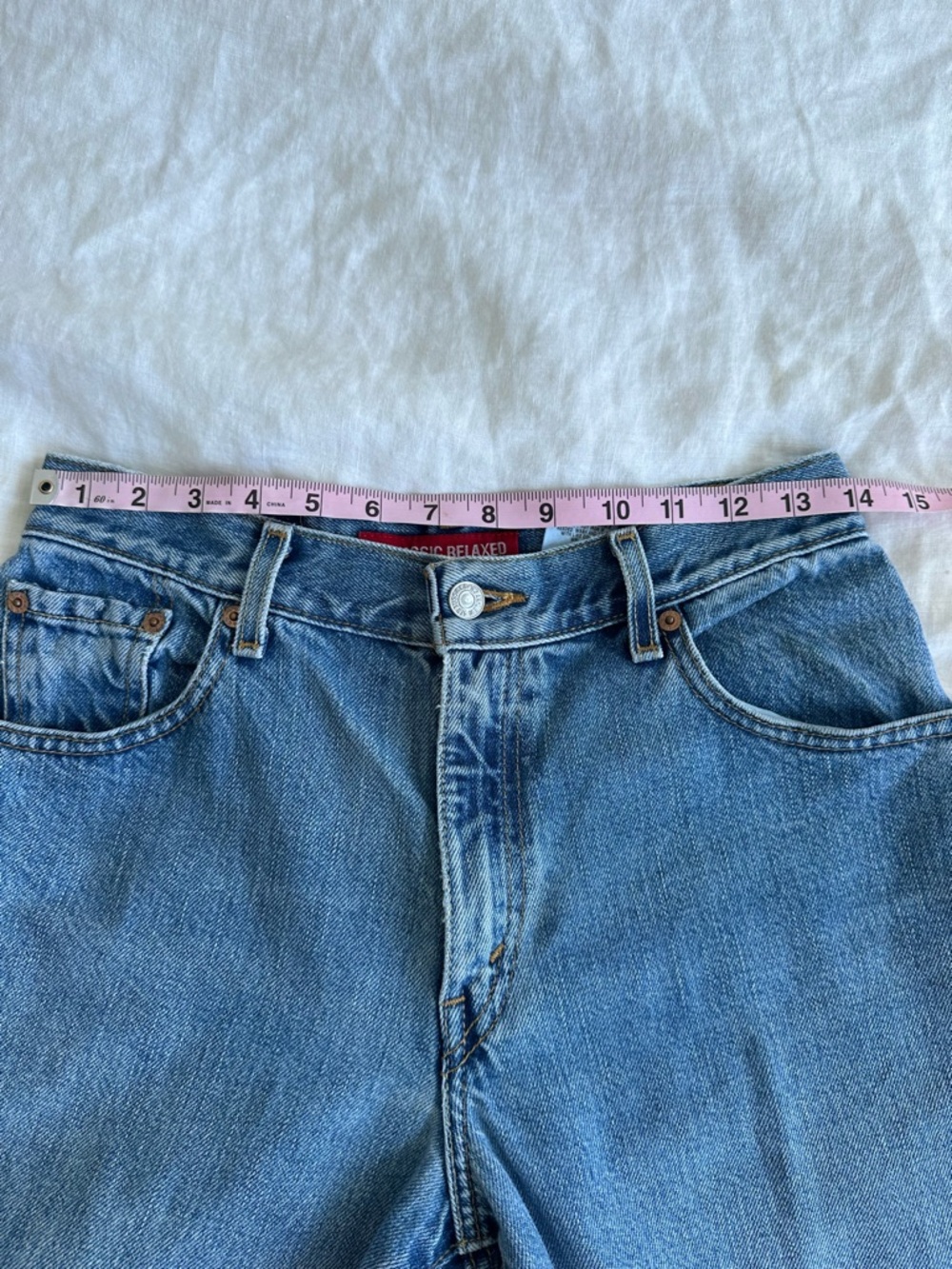 Levi’s 550 Relaxed Fit Tapered Leg Jeans Vintage Y2K Light Wash - Picture 10 of 12